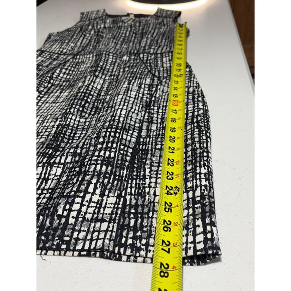 H&M Women’s Pencil Dress, Size 8, Black and White Print, EUC - Picture 7 of 9